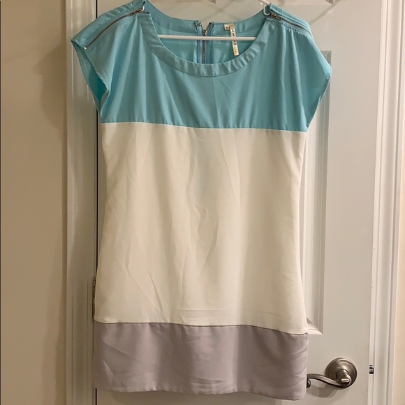 Gorgeous Dress ❤️ - Picture 1 of 4